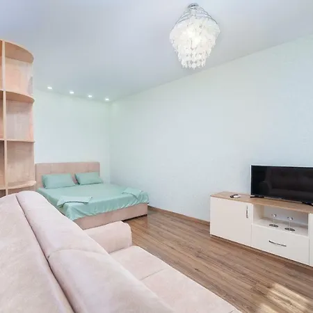 In 26 Zhemchuzhina Apartment *